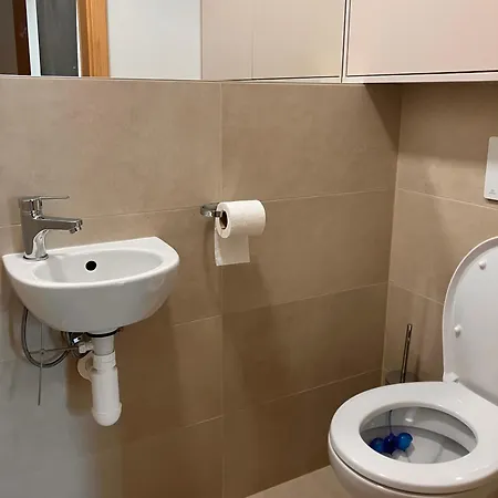 Апартаменты Skynest F110 *